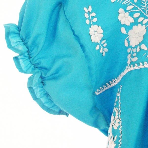 Embroidered Mexican Peasant Dress Folk Floral - Picture 4 of 4